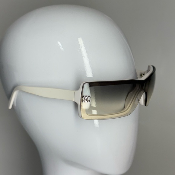 Chanel Shield Sunglasses - Picture 2 of 6